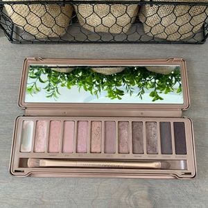 Naked 3 Eyeshadow Palette